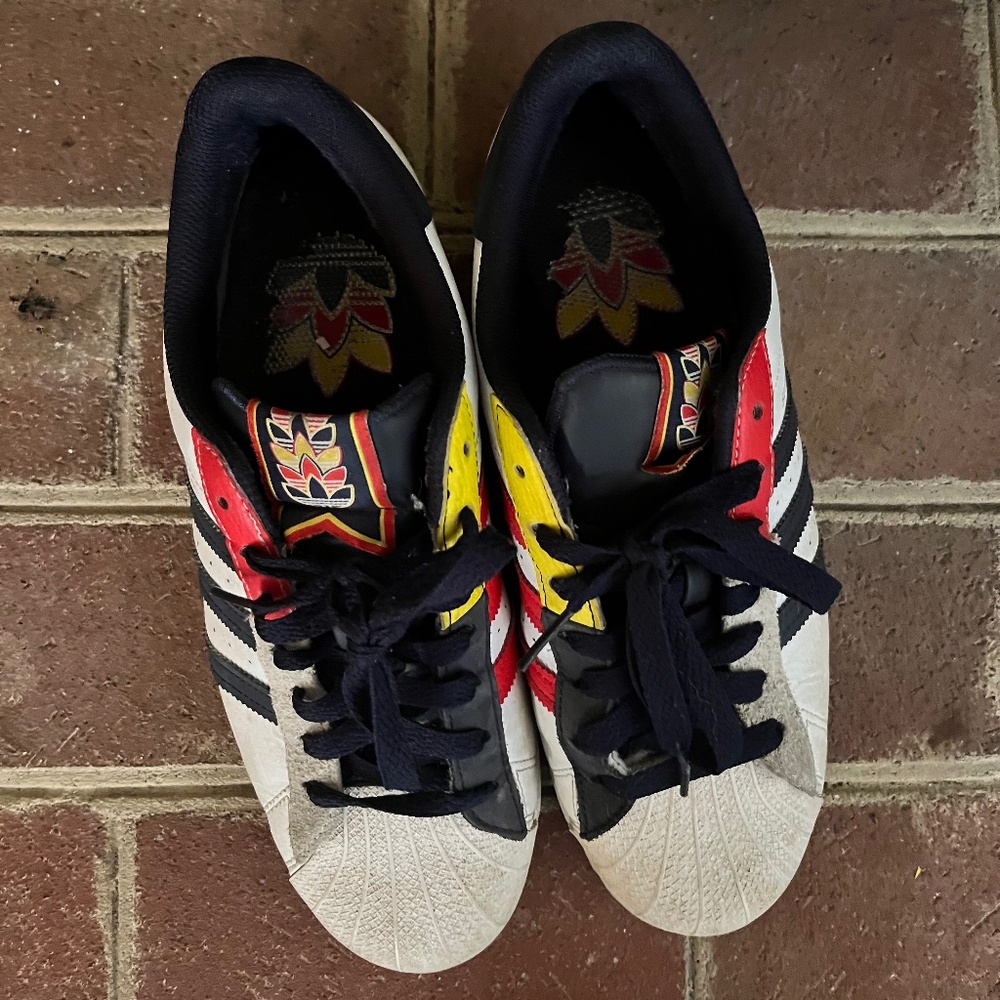 Adidas superstar legend sneekero